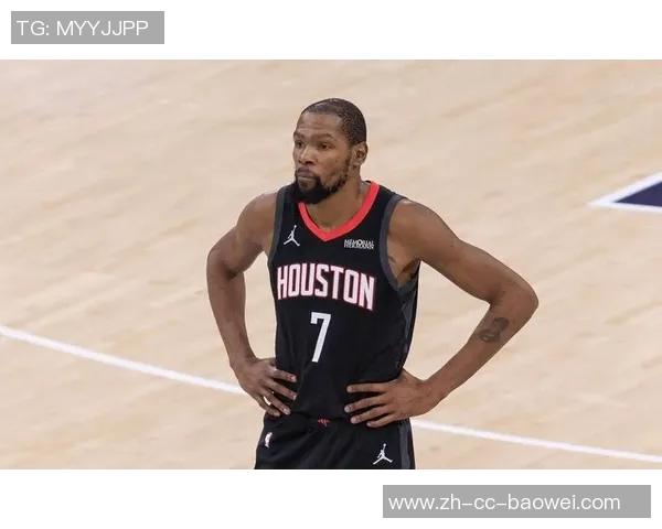 杜兰特分析两战爵士差异强调减少失误与三分防守不足 杜兰特分析两战爵士差异强调减少失误与三分防守不足