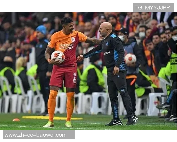 加拉塔萨雷主帅称欧冠收获关键1分满意球员表现展现团队精神 加拉塔萨雷主帅称欧冠收获关键1分满意球员表现展现团队精神