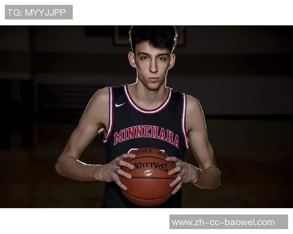 前韩国国脚朴钟佑宣布退役曾为广州富力出战41场比赛